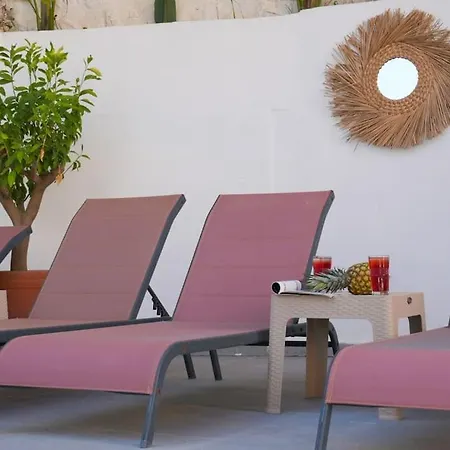 Charming 3bed W/ Pool, Very Close To Centre فيلة *