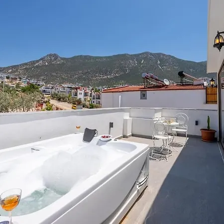 Charming 3bed W/ Pool, Very Close To Centre * كاس