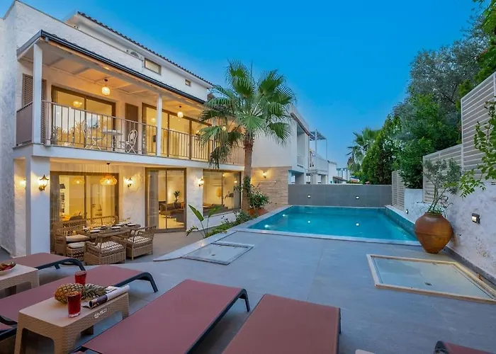 Vila Charming 3bed W/ Pool, Very Close To Centre *