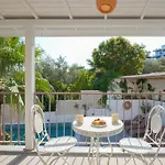 Charming 3bed W/ Pool, Very Close To Centre *